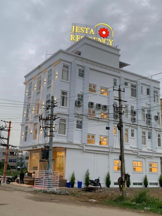 מלון חסן Jesta Residency מראה חיצוני תמונה