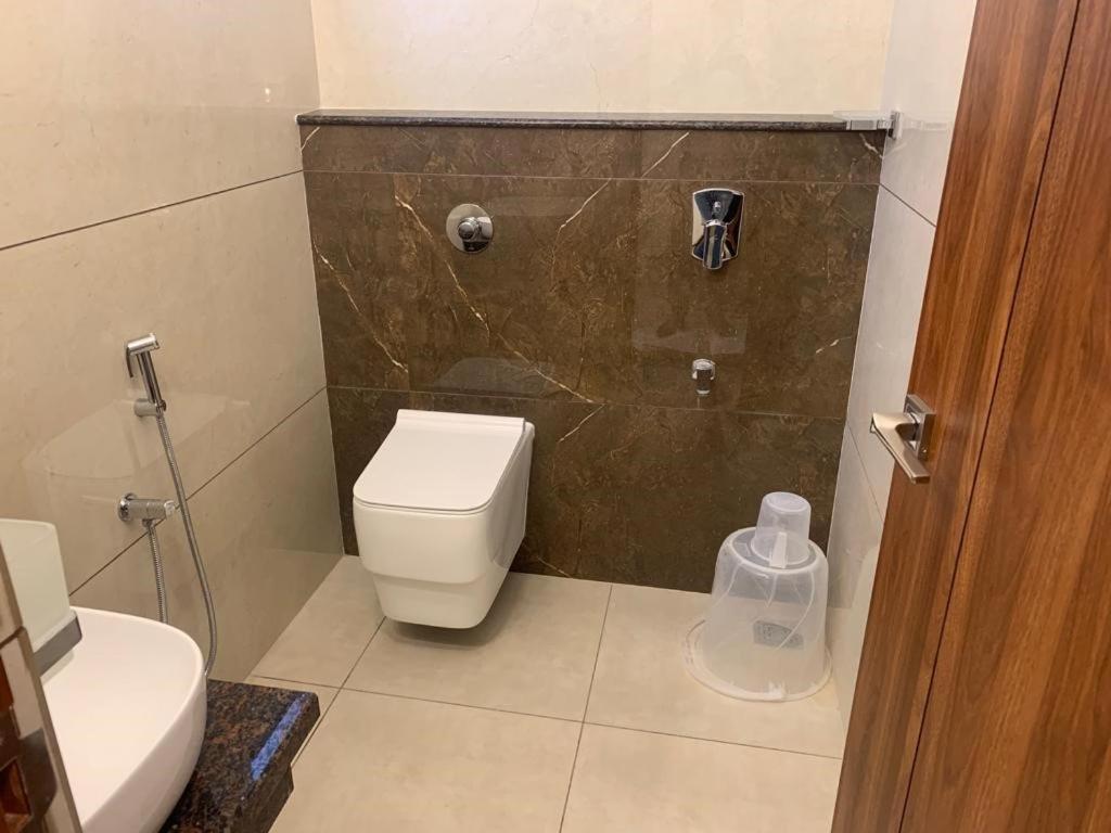 מלון חסן Jesta Residency מראה חיצוני תמונה